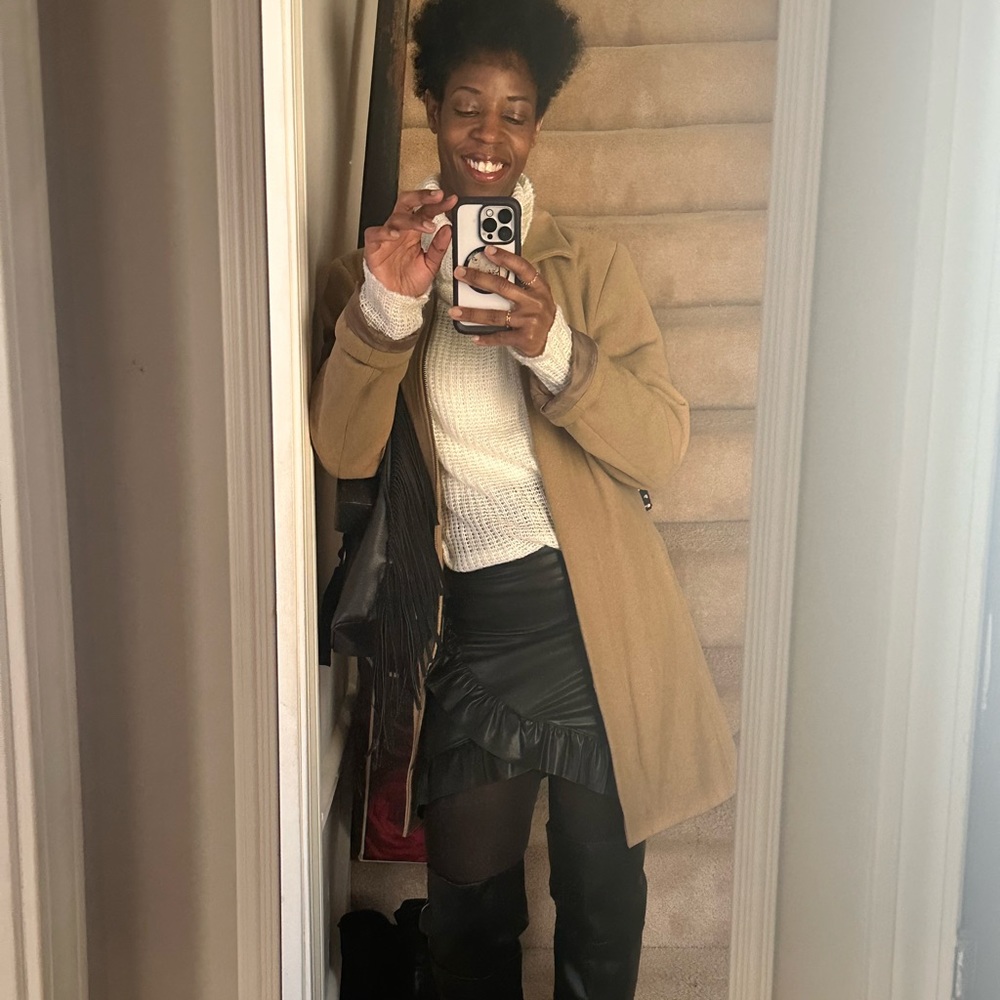 Meet your Posher, Queen
